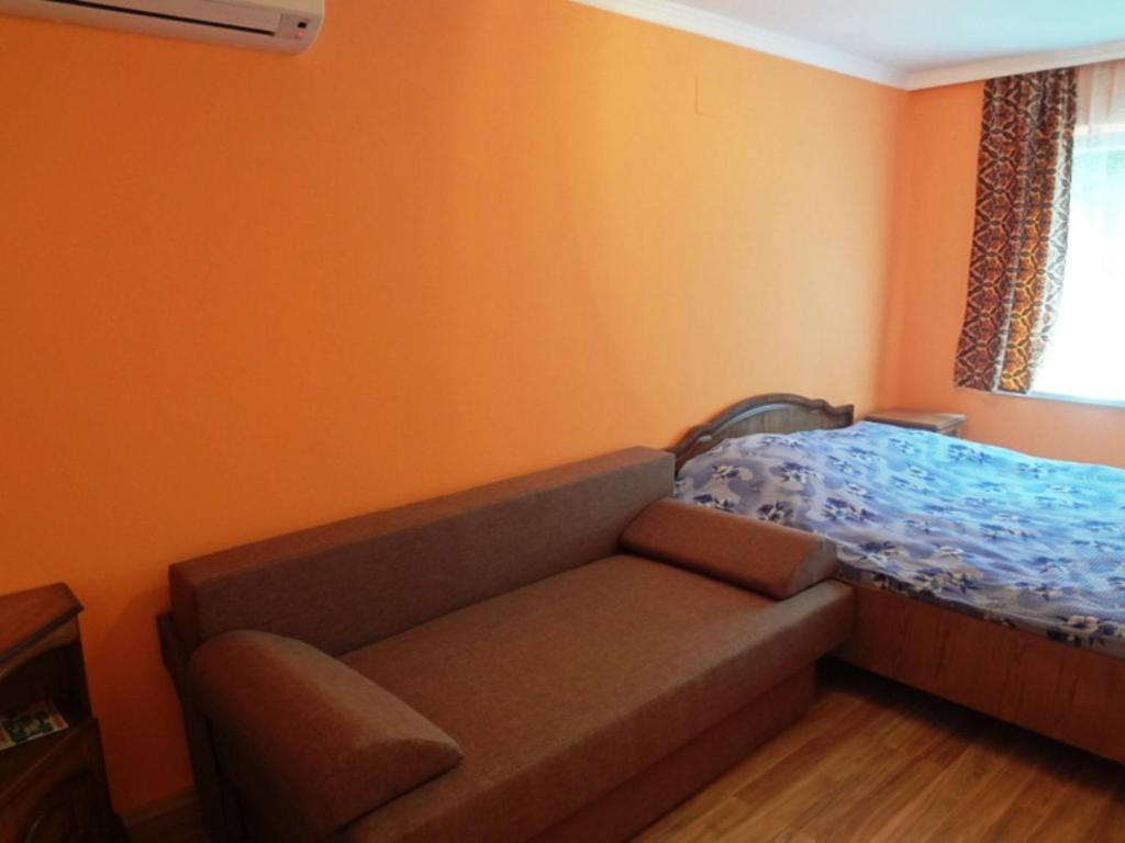 Horvath Apartmanhaz Orosháza Стая снимка