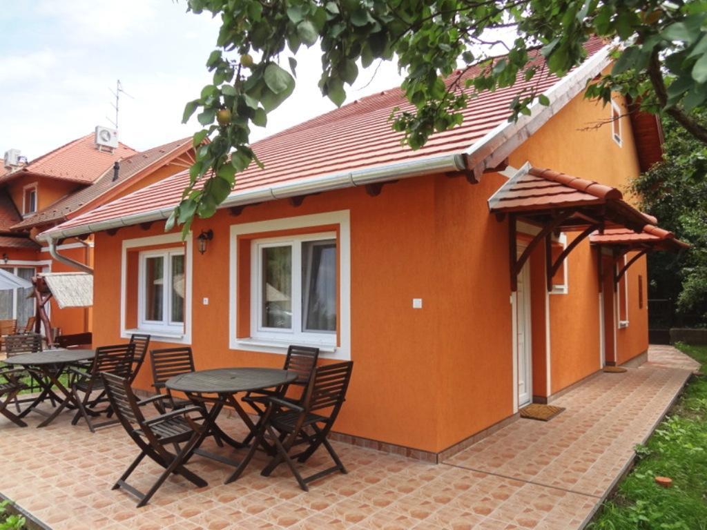 Horvath Apartmanhaz Orosháza Екстериор снимка